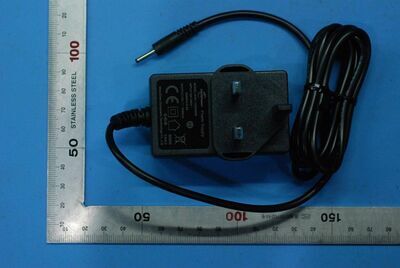 Lenovo - AC adapter (12V 2A UK)